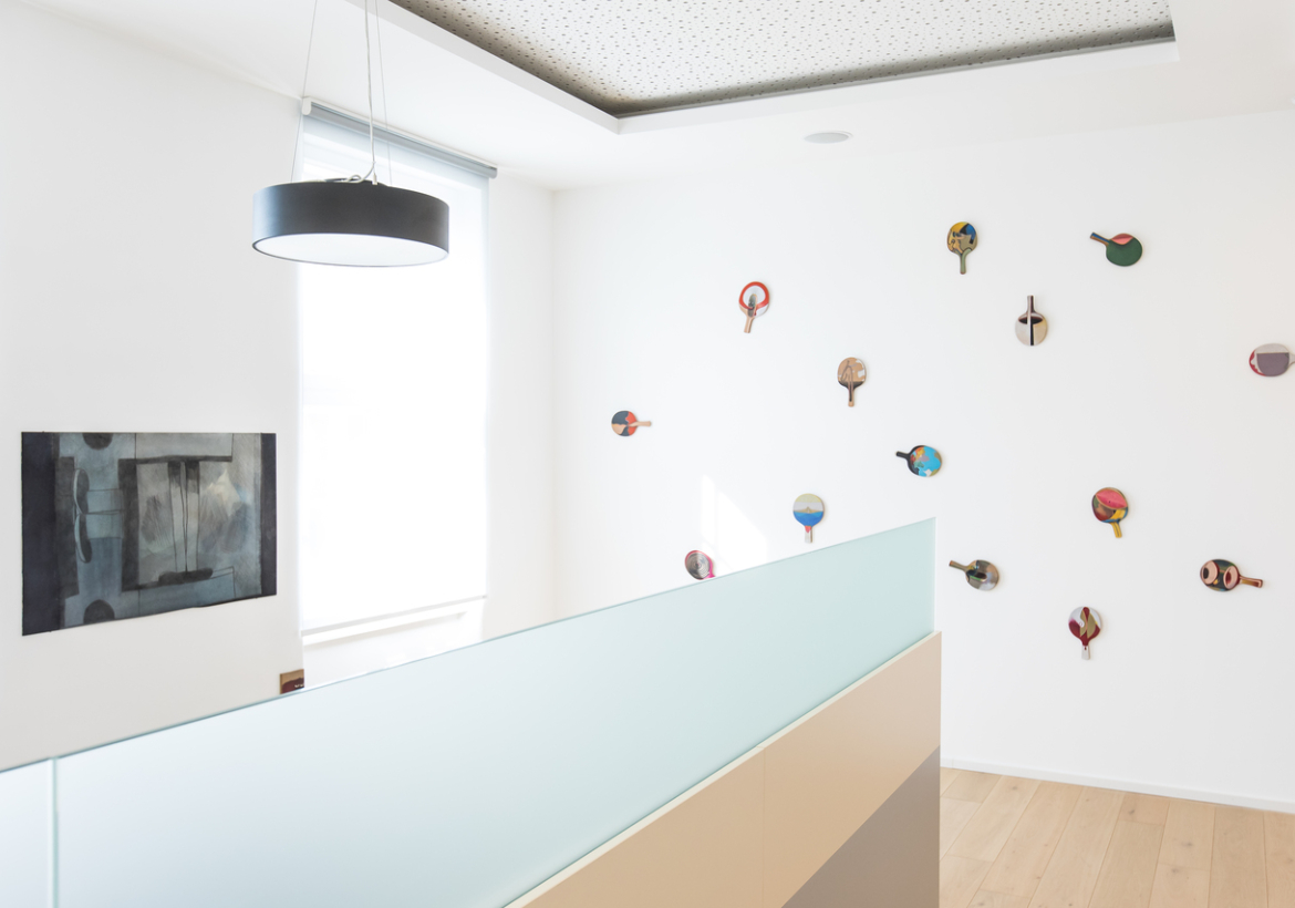 Ausstellungsansicht SCHAU....5 mit Werken von Ralph Schuster, Foto: Gernot Gleiss